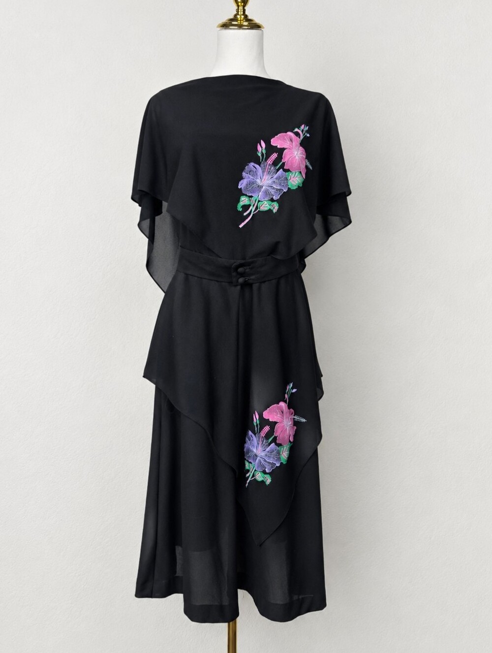 Vintage 1970s Gilberti Black Chiffon Cape Dress Embroidered Hibiscus Floral USA